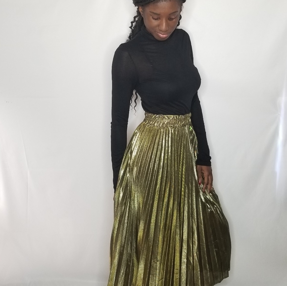 Gold Pleated Maxi Skirt - Picture 2 of 5